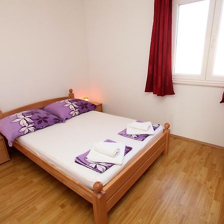 Apartments Villa Karlo Kaštela Exteriör bild